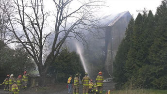 Firefighters battle barn fire in Upper Milford Twp., Lehigh County