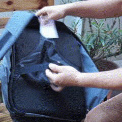 mochila antirrobo bolsillos estilo ‐ Hecho con Clipchamp.gif
