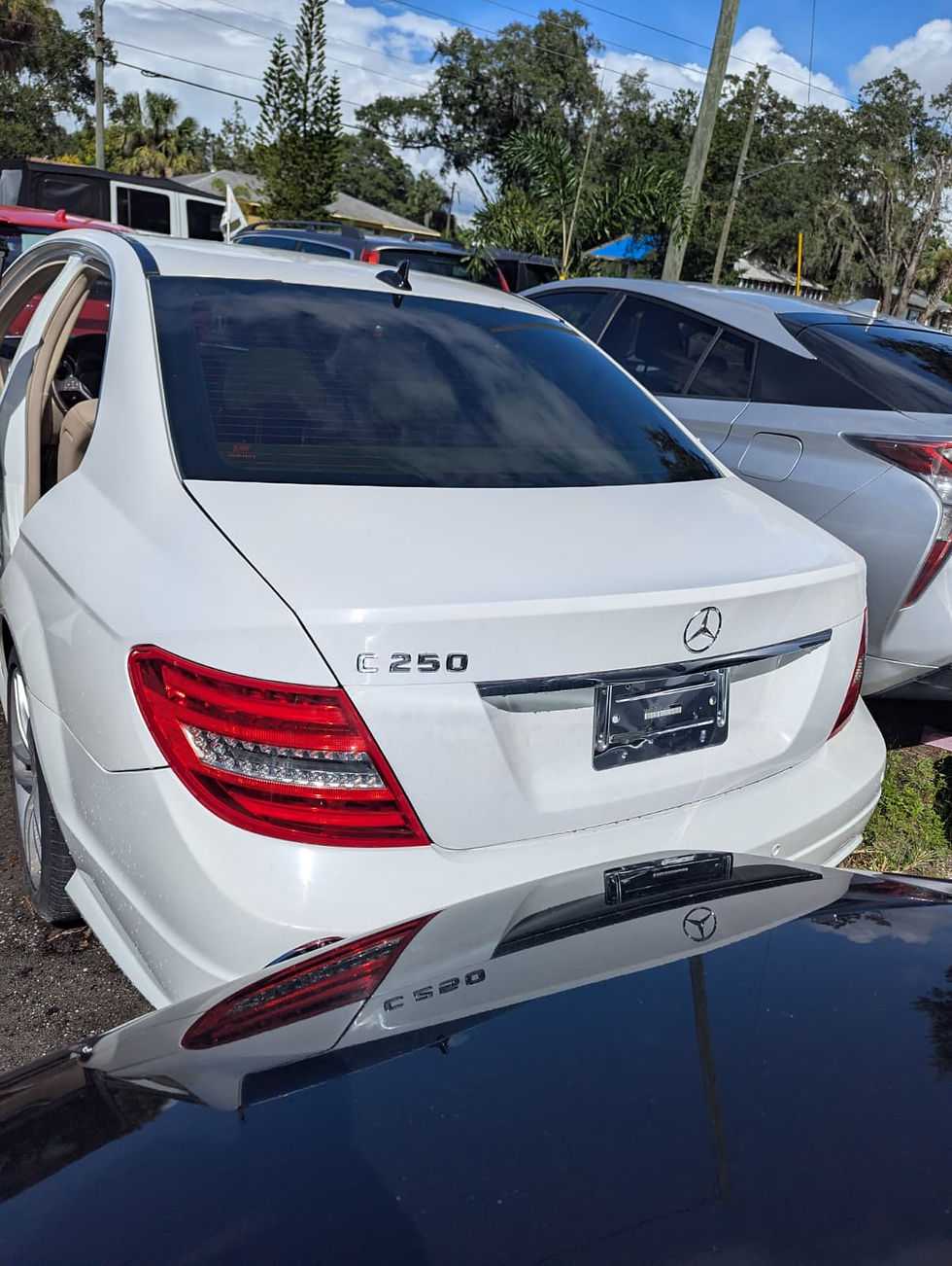 Miniatura: MERCEDEZ BENZ C250