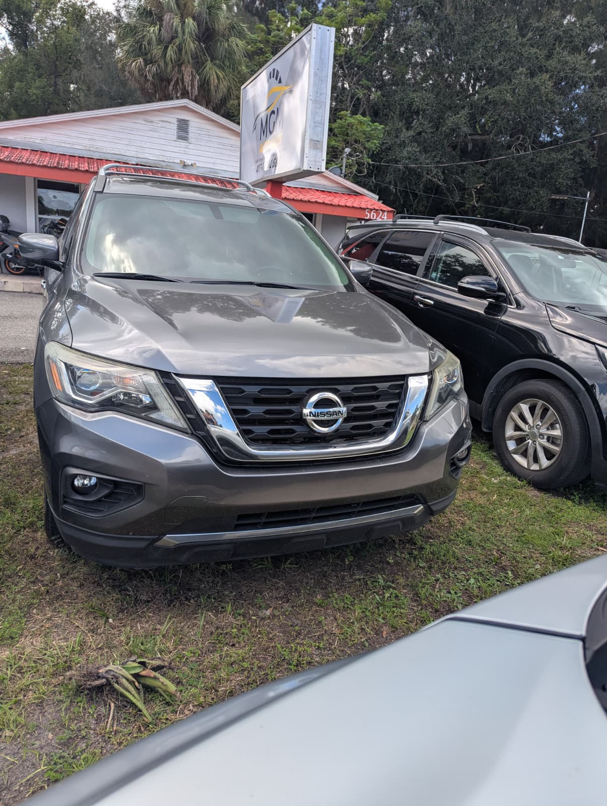 NISSAN PATHFINDER 2019