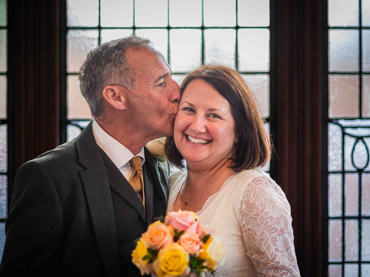 Manchester wedding bride and groom confetti IV Photography

Manchester wedding ceremony at IV Photography

Manchester wedding reception celebration IV Photography