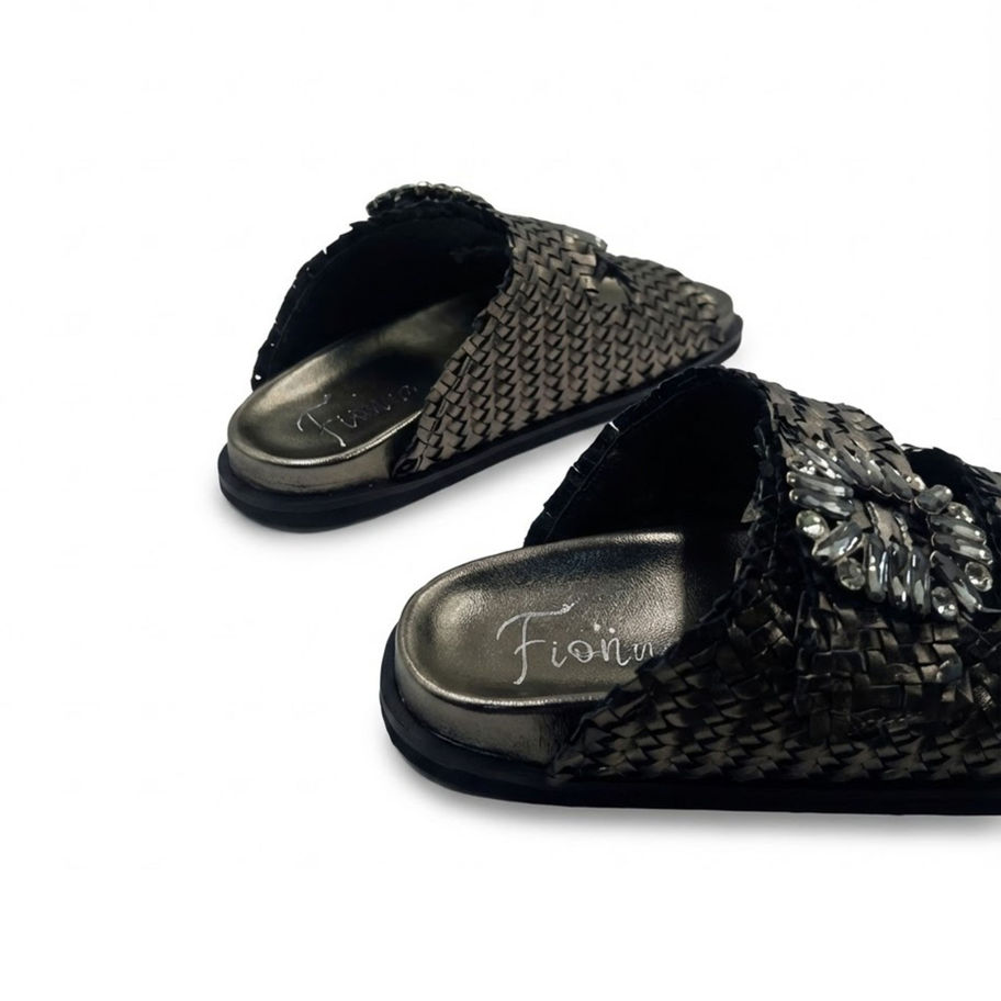 F-106 SIENNA dark woven slip-on sandals