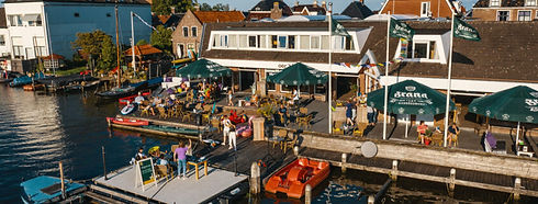 Herberg Oer ‘t Hout aan het water