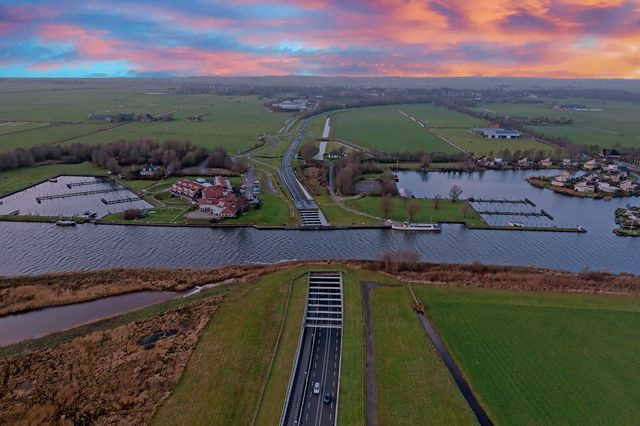 Aquaduct bij de Galamadammen in Friesland