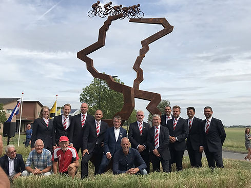 Het kunstwerk van Hans Jouta over de fietselfstedentocht