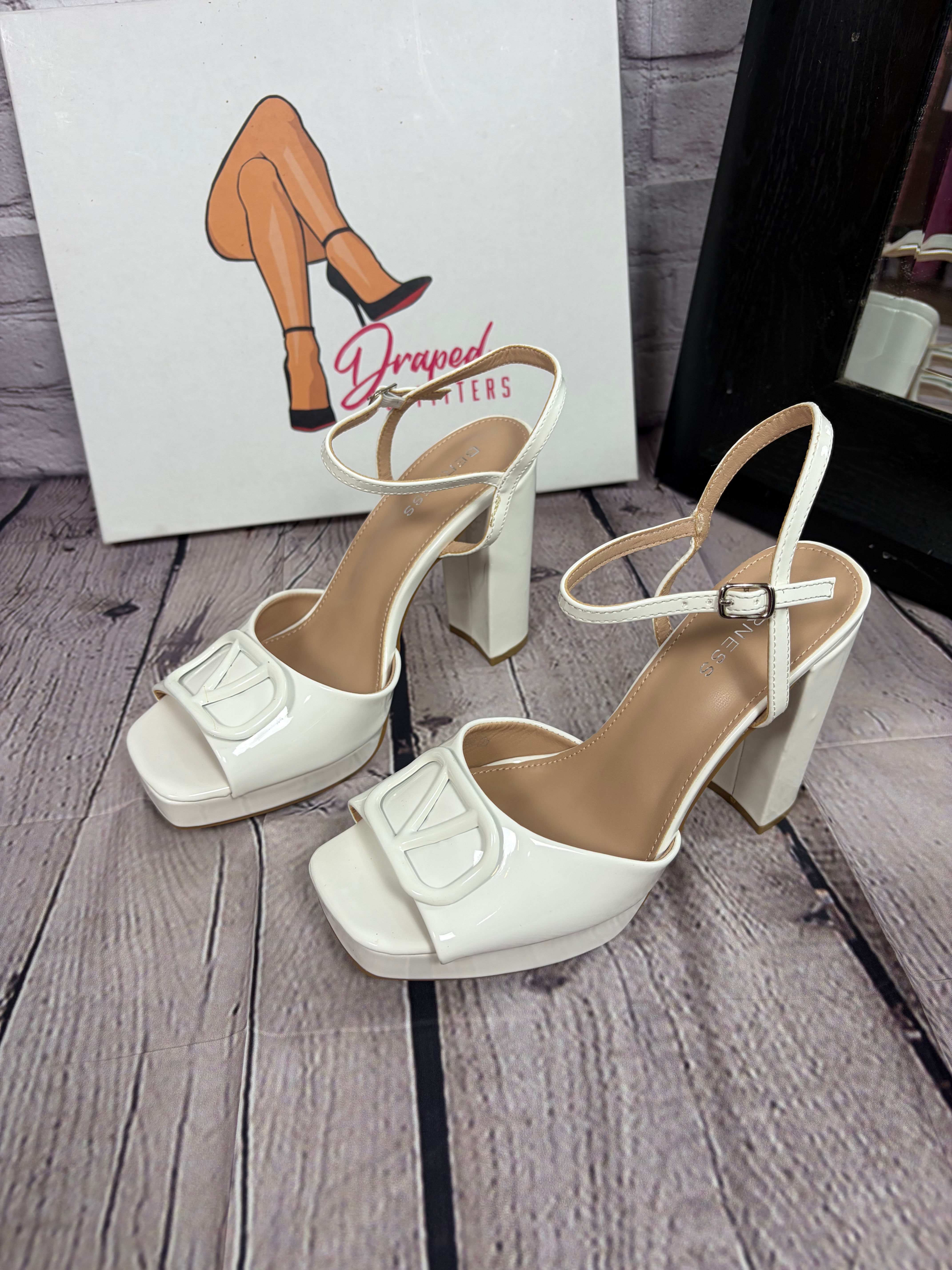 Reggie 55 - White