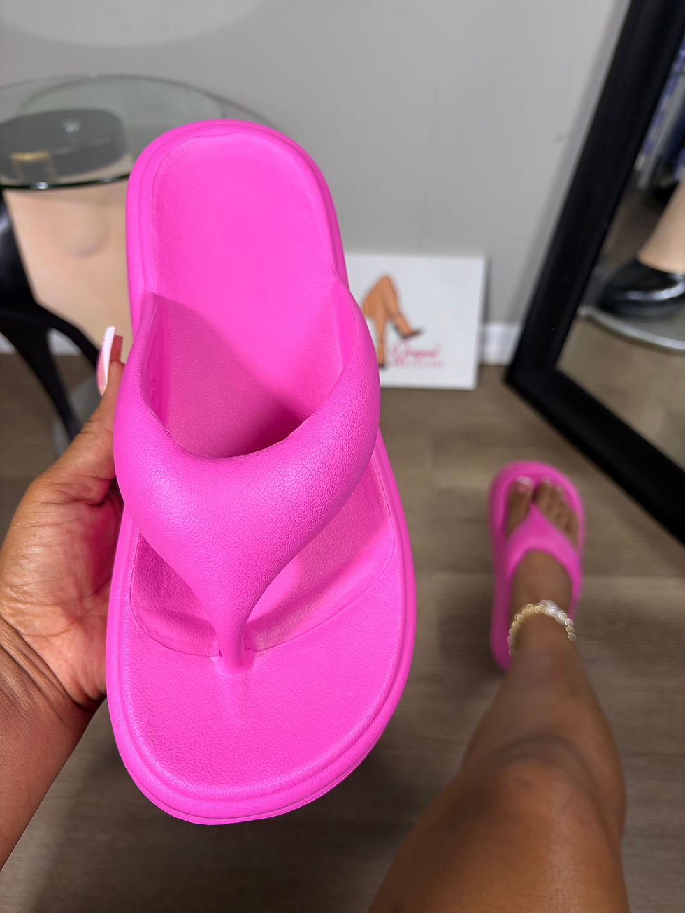 Thumbnail: Babe - Pink