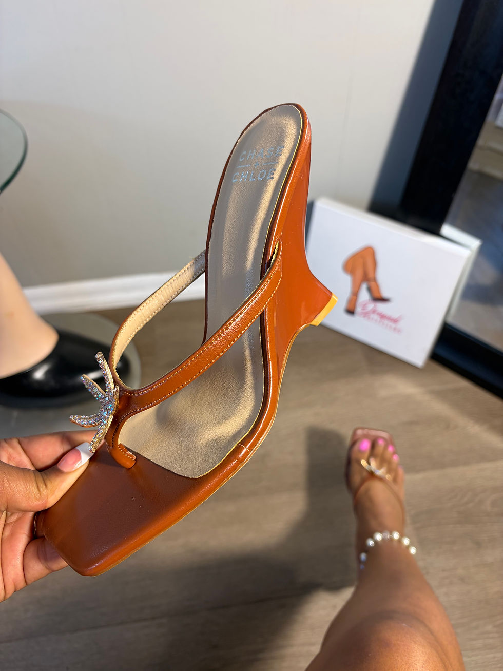 Thumbnail: Alia 4 - Brown