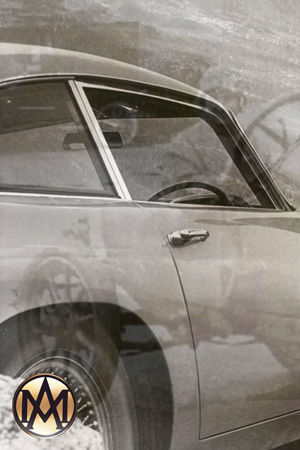 Thumbnail: Aston Martin / James Bond