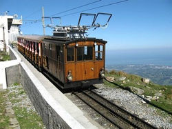 train de la rhune 907m