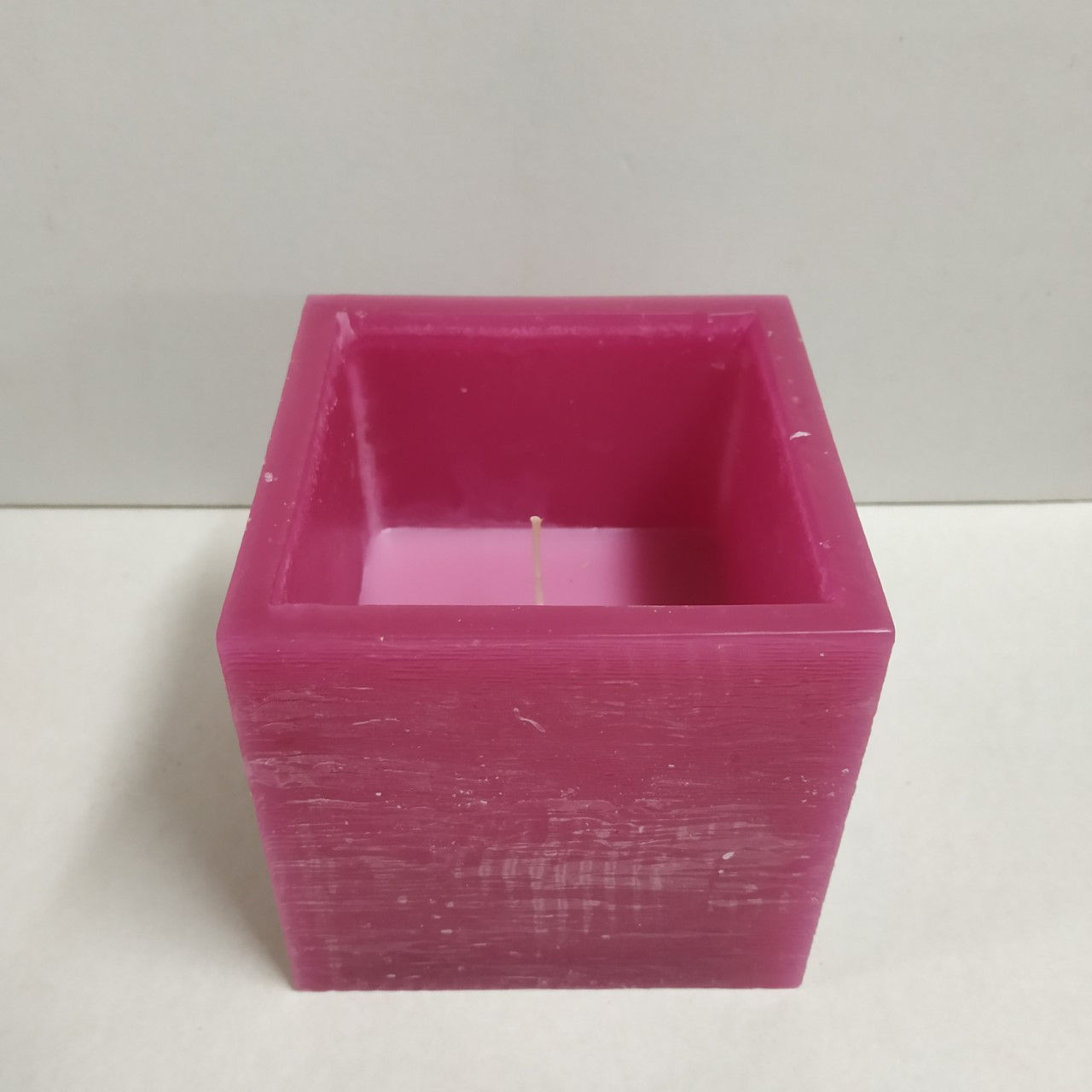 SQUARE FILLED 15CM FUCHSIA