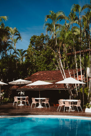 Vista Lateral Piscina Aldeia de Sahy