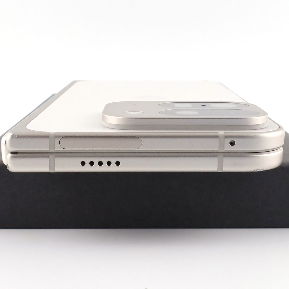 サムネイル： Google Pixel 9 Pro Fold 256GB Porcelain GGH2X