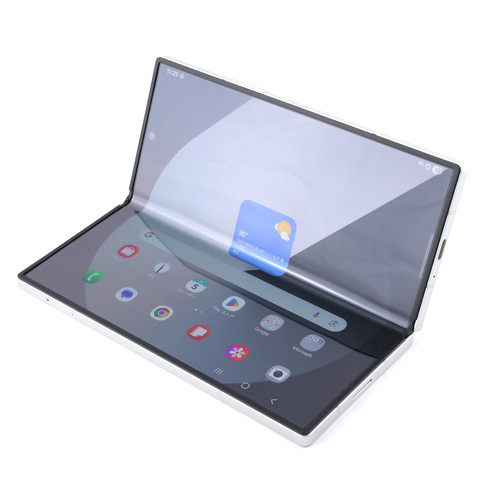 Galaxy Z Fold6 国内版 256GB ホワイト SIMフリー　タグ付 Aランク Galaxy Z Fold6 12/256GB White SM-F956Q 国内Simフリー