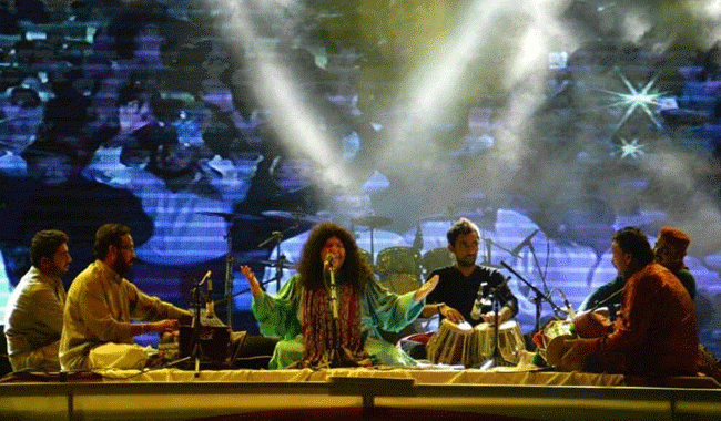 Abida Parveen, Asrar enliven Creek Club with stellar performances