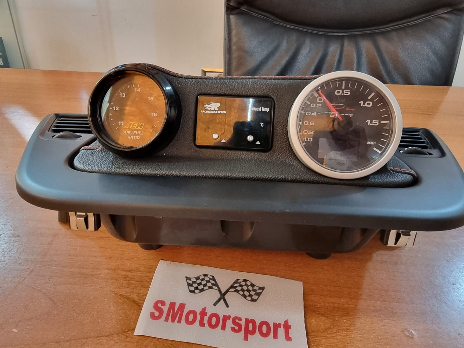 Pressure gauge holder for Alfa Romeo Giulietta