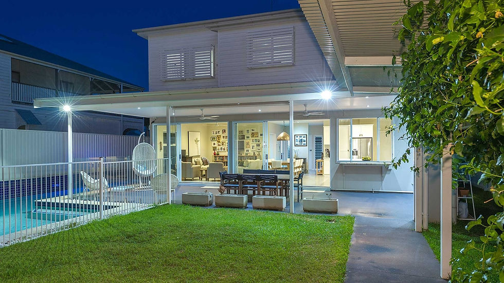 Outdoor/Balcony 1