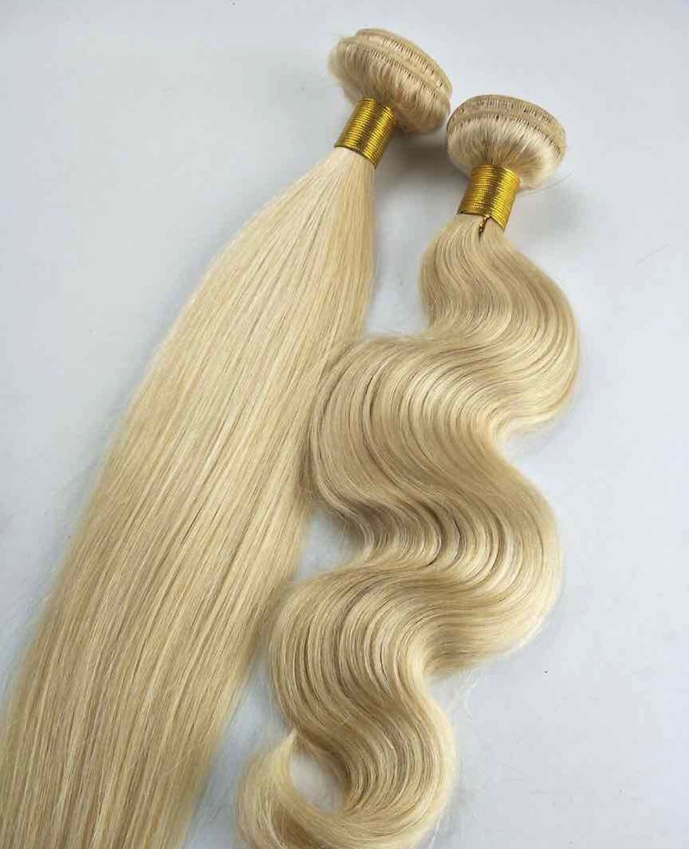 Miniatyrbild: Light colored Body wave  100% Human Hair weft