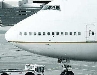 We provide a Private Limousine Airport Transfer Service for all domestic and international flights into Darwin NT