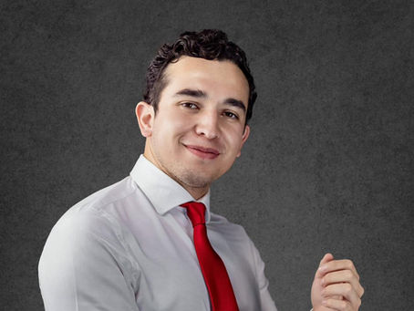 ENTRE EL ESPECTÁCULO POLÍTICO Y LA VIOLENCIA REAL