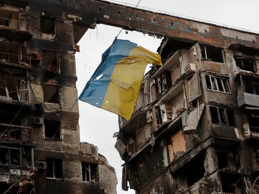 Rússia dispara 293 mísseis e drones contra a Ucrânia enquanto avança na linha de frente.