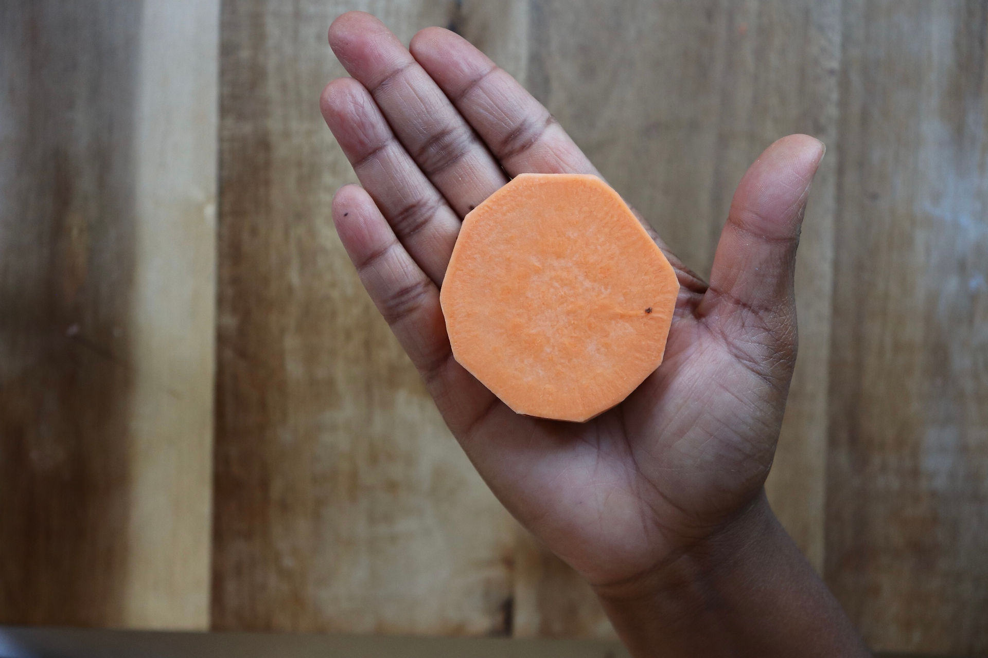 prevent choking, starting solids, feeding baby, feeding toddlers, gagging, how to feed baby, first foods, choking hazard, baby-led weaning, blw, baby-led feeding, gagging vs. choking, sweet potato for babies, sweet potato recipes, finger foods, baby food