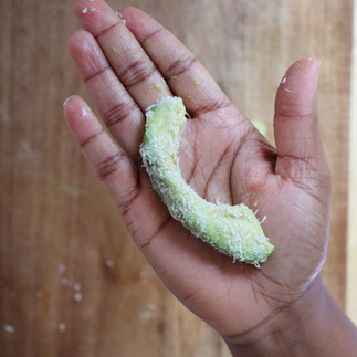 avocado for babies; prevent choking, starting solids, feeding baby, feeding toddlers, gagging, how to feed baby, first foods, choking hazard, baby-led weaning, blw, baby-led feeding, get rid fear of baby choking, gagging vs. choking, avocado for babies, avocado recipes, finger foods