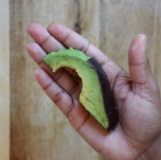 avocado for babies; prevent choking, starting solids, feeding baby, feeding toddlers, gagging, how to feed baby, first foods, choking hazard, baby-led weaning, blw, baby-led feeding, get rid fear of baby choking, gagging vs. choking, avocado for babies, avocado recipes, finger foods