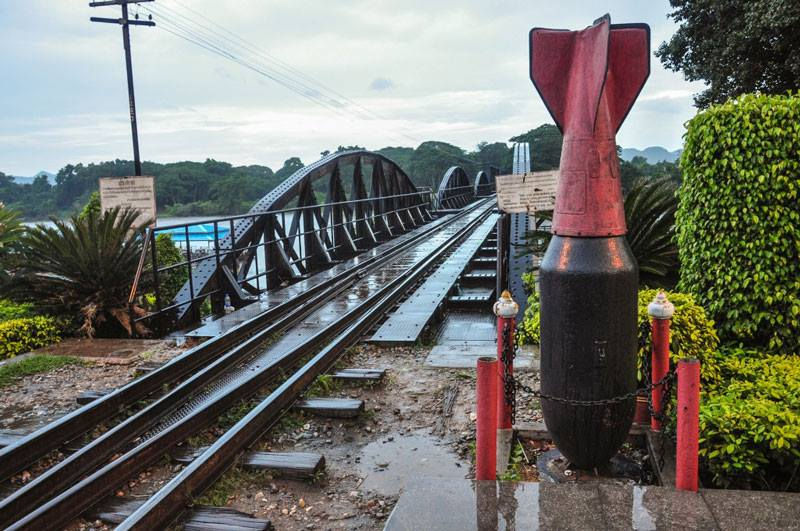 Miniatura: Puente sobre el río kwai en Tailandia