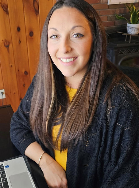 katelyn headshot.jpg