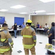 Práctica de rescate técnico con equipo especializado