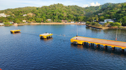 pulling into the pier at Roatan port