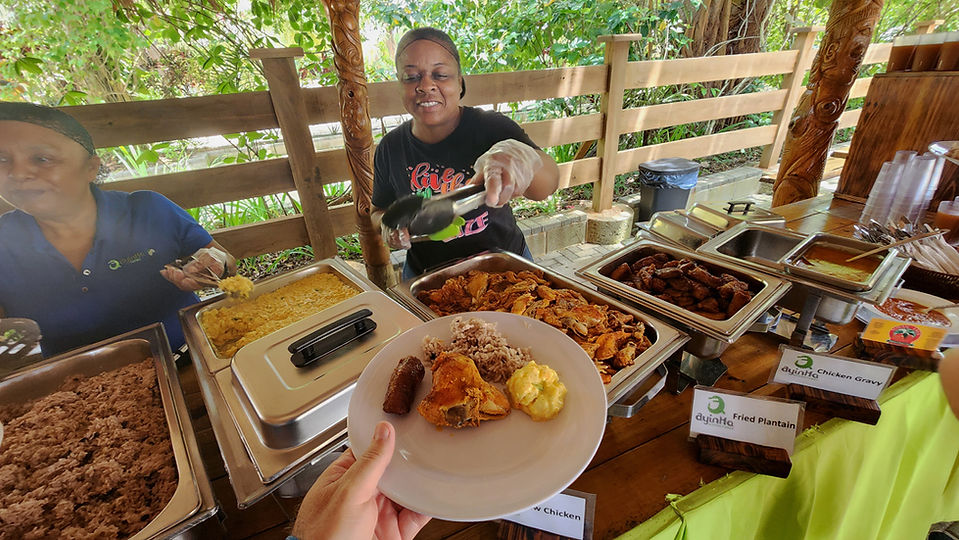 lunch buffet in Belize