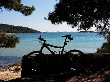 bike and sailing croatia murter kornati,one day sailing murer kornati,trip to kornati,kiteboarding school croatia murter,sailing weekend croatia,siling school croatia murter jezera