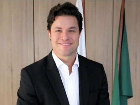 Empresário grava conversa, relata suposto repasse de 25% de contrato para Guto Silva e campanhas