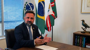 NOTA À IMPRENSA