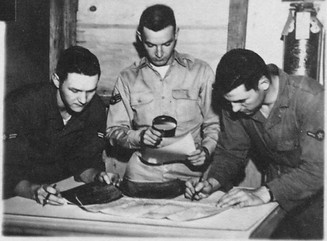 12 TRS Kimpo analyzing photos