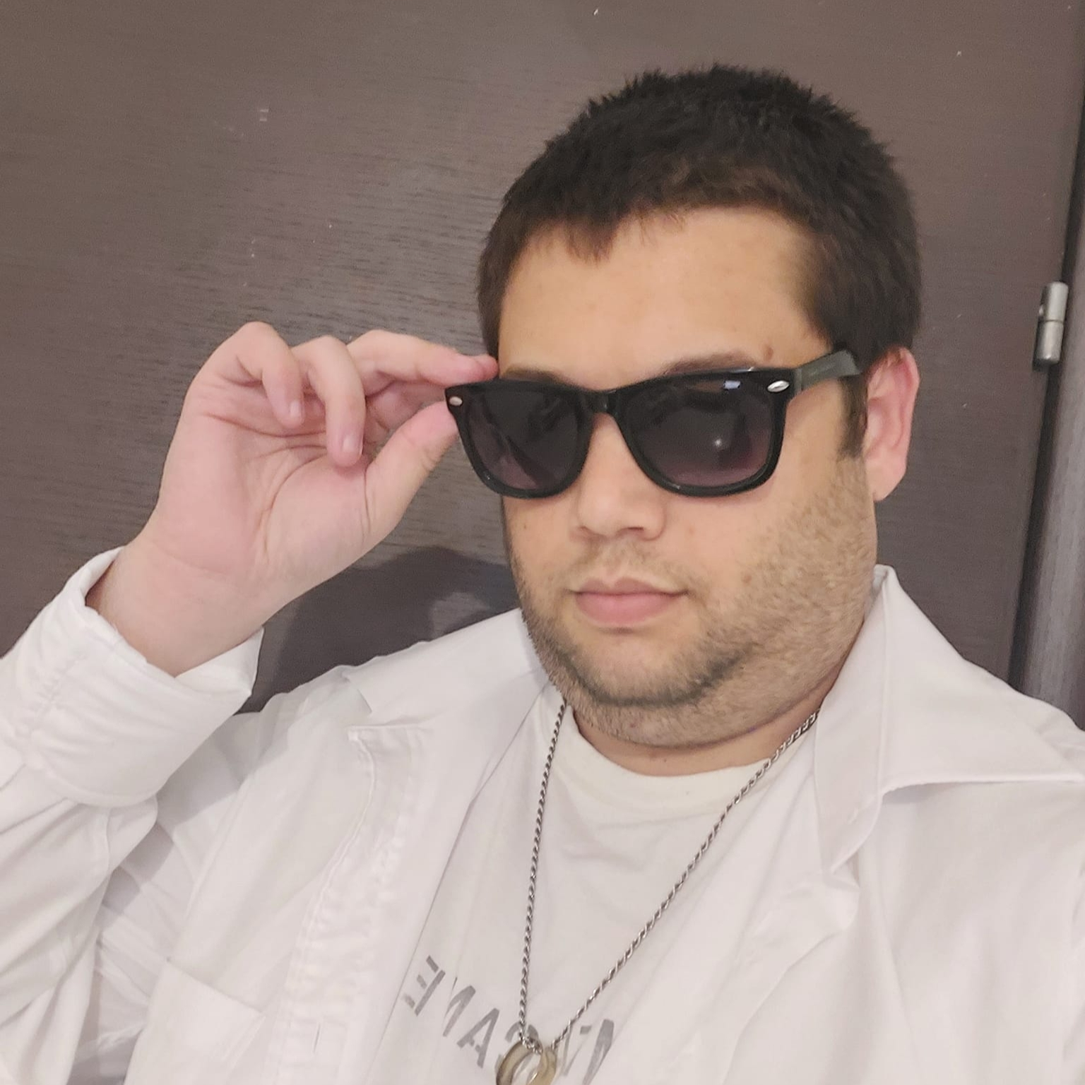 Writer: יונתן הימלפרב