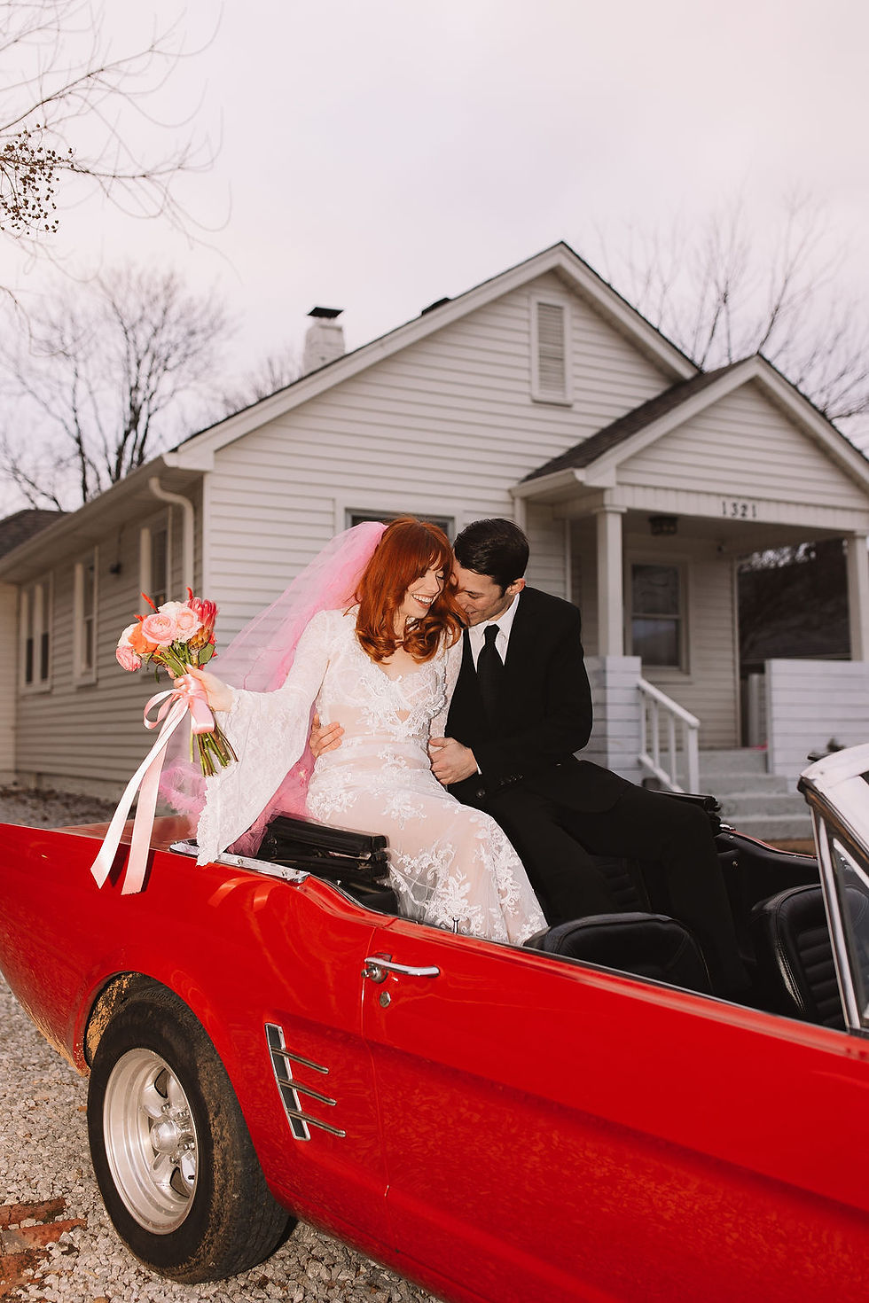 Thumbnail: Pink Hearts Veil