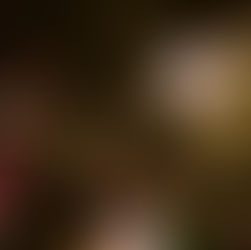 Detal dekoracji podczas eventu integracyjnego w plenerze, symbolizujący budowanie relacji i spójne doświadczenie pracowników.