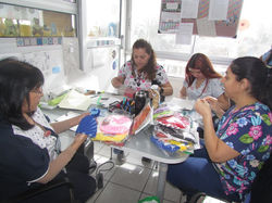 donación_de_gorritos_017