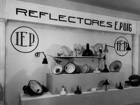 Simon : 100 años mejorando las ciudades a través de la luz