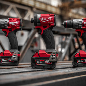 Nueva generación de taladros y atornilladores MILWAUKEE® M18 FUEL™