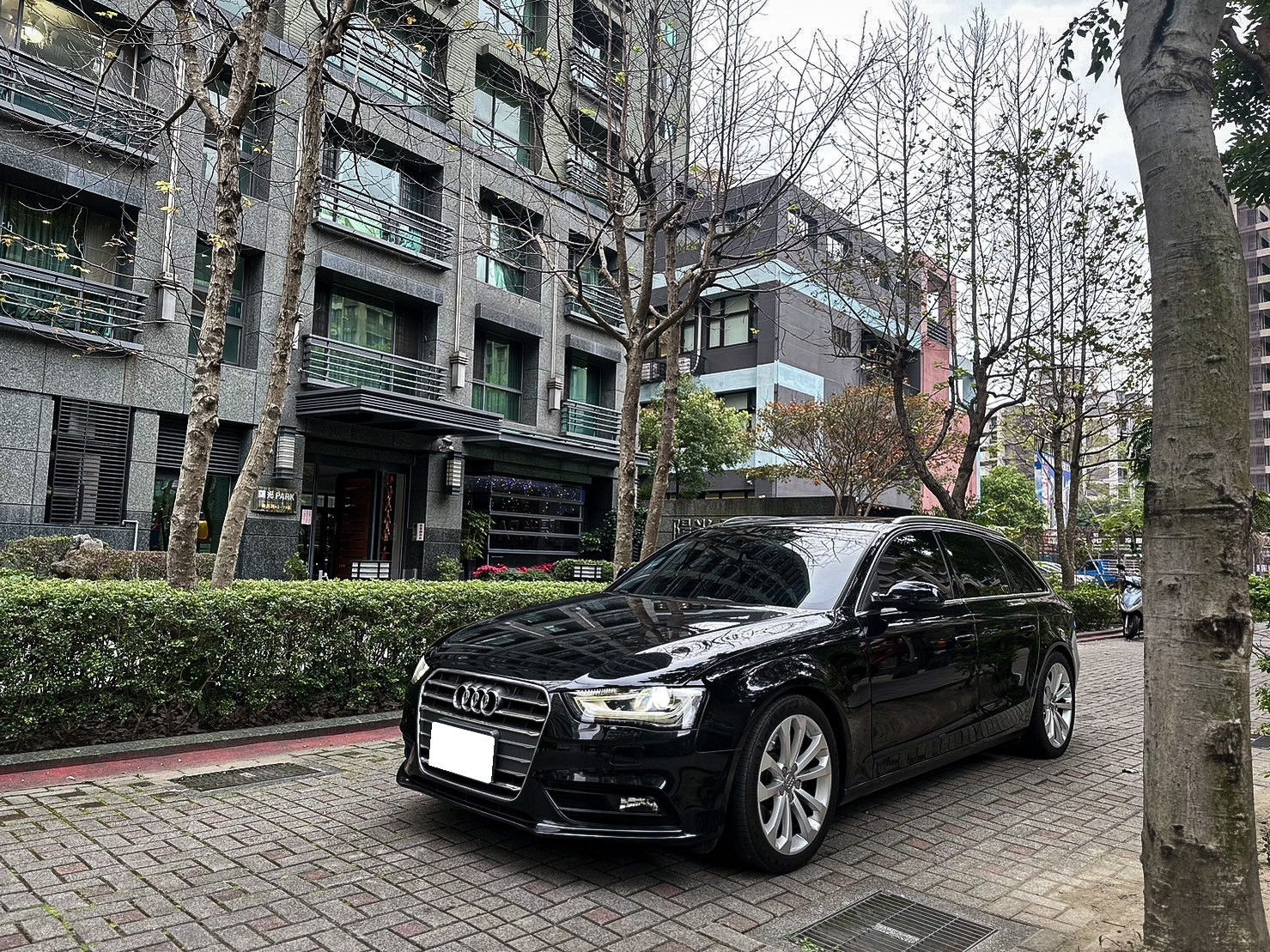 2012年 AUDI A4 Avant