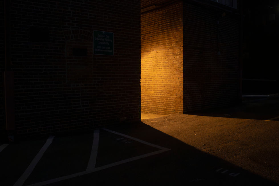 alleylight.JPG