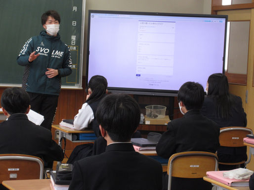 国語科１・2年合同授業