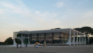 Cobrança de contribuição assistencial a não sindicalizados só vale a partir de 2023: STF define marco temporal