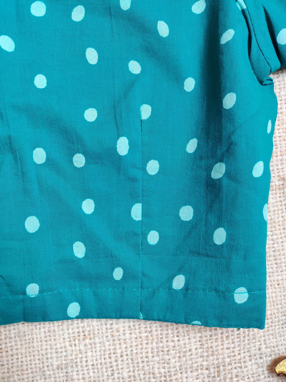 Thumbnail: Green Polka Dot Short Puff Sleeve Blouse