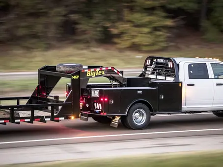 What Hot Shot Trucking Equipment Should I Buy First?
