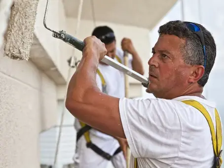 Best Compact Ladders for Small Painting Crews